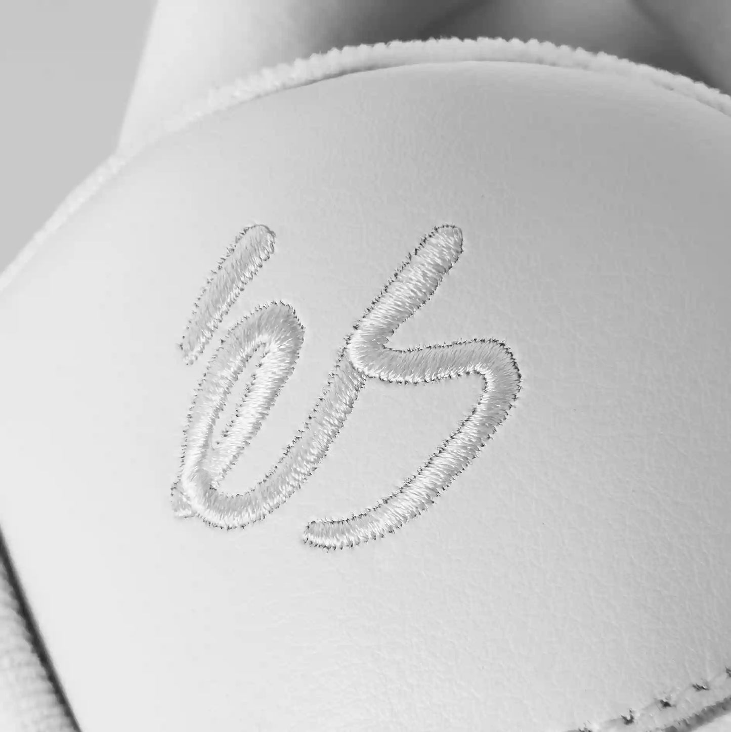 accel - skate shoes - white - esskateboarding